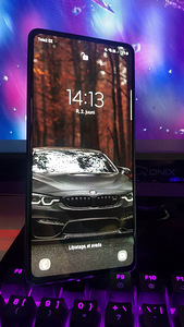 Samsung Galaxy S20 FE (2 foto / 3)