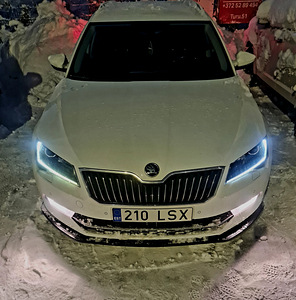 Skoda Superb 2.0 110kw DSG (11 foto / 11)