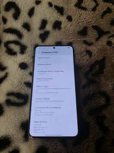 Samsung Galaxy S22 Green 8/256Gb 5G (3 foto / 7)