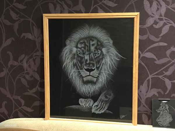 Продам картину Льва на стеке, ручная гровервк. (фото #1)