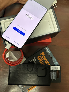 UUS One Plus 10 Pro 5GB RAM: 8GB 128GB Black (1 foto / 2)