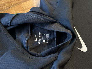 Nike PRO kampsun, S (4 foto / 4)