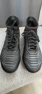 Футбольные бутсы 41,5 Adidas Predator (4 фото из 7)