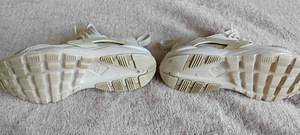 Кроссовки 30 Nike без шнурков для девочек (4 фото из 5)