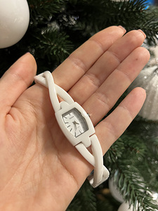 DKNY Ladies Ceramic Watch (Kellad) (3 foto / 3)