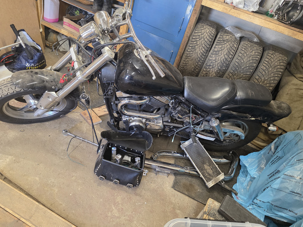 Продам мотоцикл suzuki marauder (на запчасти)