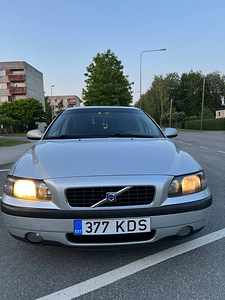 Volvo s60 diisel (1 foto / 5)