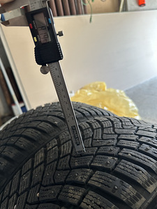 Continental IceContact 3 225/50R17 (6 foto / 8)
