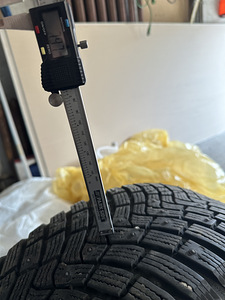 Continental IceContact 3 225/50R17 (7 foto / 8)