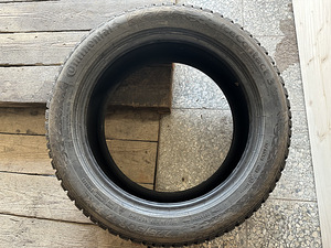 Continental IceContact 3 225/50R17 (8 foto / 8)