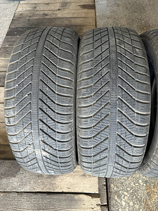 Goodyear Vector 4Seasons 205 50 R17 (3 foto / 8)