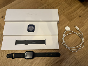Apple Watch Series 8 45mm (1 foto / 6)