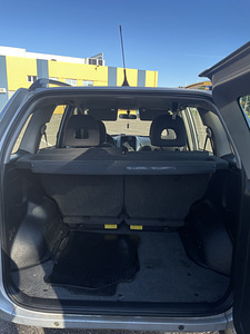 Toyota RAV4 2005 1.8 (6 фото из 6)