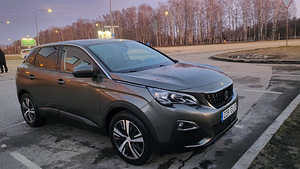 Peugeot 3008 Active PureTech 1.2 96kW (3 foto / 9)