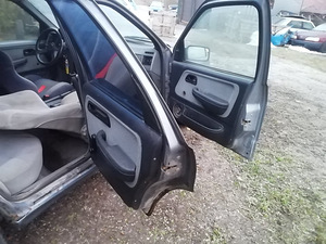 Ford Sierra kupee varuosad (10 foto / 10)