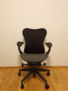 Herman Miller Mirra 2 Töötool (3 foto / 3)