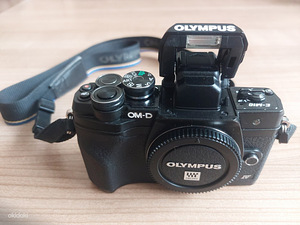 Olympus OM-D E-M10 Mark IV + M.ZUIKO DIGITAL ED 14-42mm (4 foto / 7)