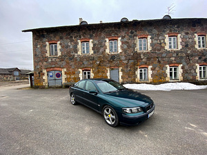 M/V: Volvo S60 (1 foto / 9)