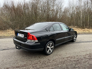 Volvo S60 diisel automaat (6 foto / 13)