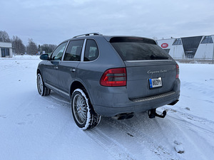 Porsche Cayenne 4.5 Turbo (4 foto / 14)