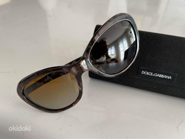 Оригинальные солнцезащитные очки Dolce & Gabbana (фото #2)