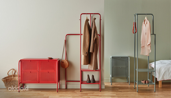 Красная металлическая полка/штанга Ikea Nikkeby (фото #1)