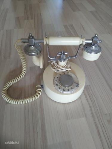 Телефон 1965 года (фото #1)