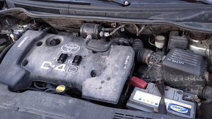 Toyota Corolla Verso 2,0 85kw 7 kohta (10 foto / 10)