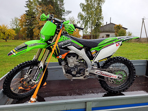 Kawasaki kxf450 (2 foto / 5)