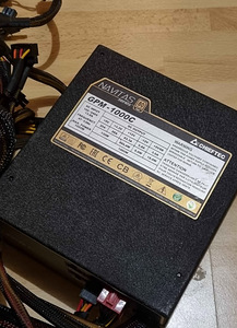 M: PSU CHIEFTEC NAVITAS GPM-1000C arvuti toiteplokk (2 foto / 2)