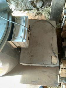 Piimajahuti 380L (2 foto / 3)