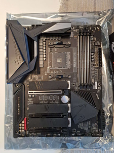 Gigabyte B550 Aorus Master AM4 (1 foto / 3)