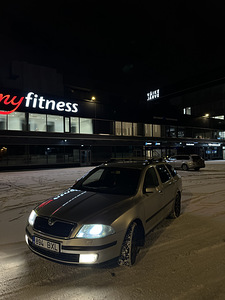 Skoda octavia 2.0 (2 foto / 5)