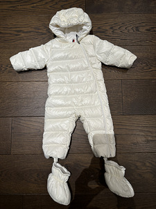 Moncler детский комбинезон (2 фото из 8)