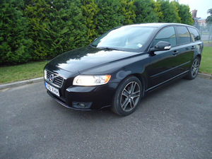 VOLVO V50 (11 foto / 11)