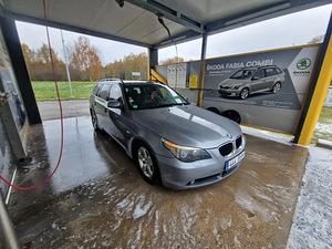 BMW 525d (3 фото из 4)