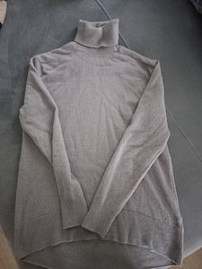 Свитер Massimo dutti (1 фото из 3)