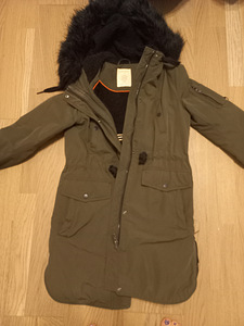 Naiste parka esprit xs (1 foto / 1)