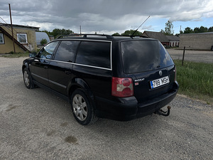 Volkswagen passat 1.9 TDI (6 foto / 8)