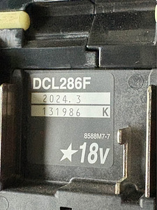 Пылесос Makita DCL286F (4 фото из 4)