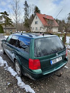 Volkswagen Passat 2.8 4motion (3 foto / 15)