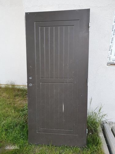 Вильянди Дверь 10х21 коричневая правая без коробки (фото #1)