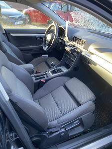 M/V Audi A4 B7, 2.0 103kw, 6k Manual, Quattro, 2006a. (12 фото из 12)