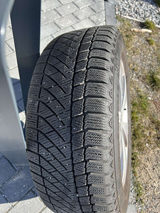 7,5j×16 5×112 r16 ET48 + 205/60/r16 (1 foto / 3)