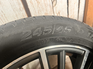 4 литых диска 245/45 R18 (2 фото из 7)