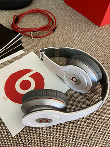 Beats Solo HD White - Kõrvaklapid Beats by Dr.Dre - like new (2 foto / 3)