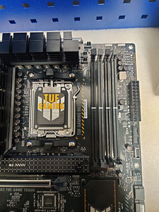 TUF GAMING B650-PLUS WIFI AMD (4 foto / 4)