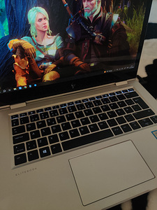HP EliteBook x360 1030 G2 (3 foto / 7)