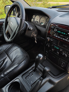 Jeep Grand Cherokee WJ 2.7 120kW (12 foto / 15)