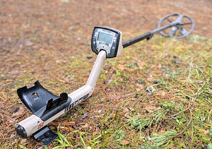 Металлоискатель Minelab Safari (2 фото из 4)